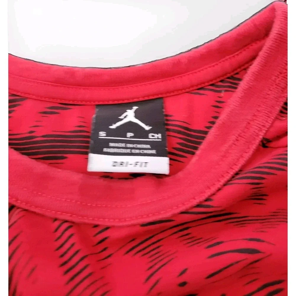 Nike Air Jordan Elephant Print Red T Shirt Mens Sz‎ Small Jumpman Drifit Active